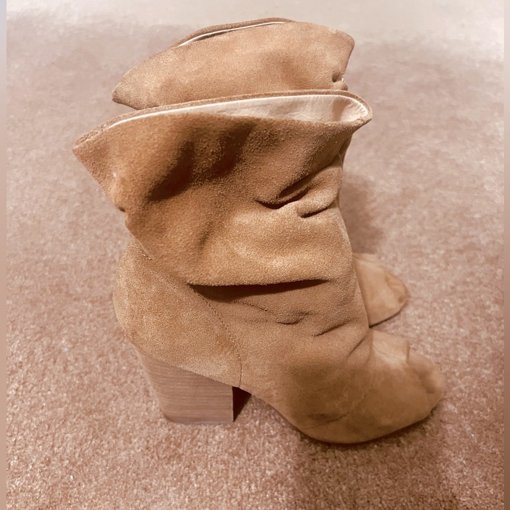 Chinese Laundry Honey Brown Suede Peep Toe Booties Size 8